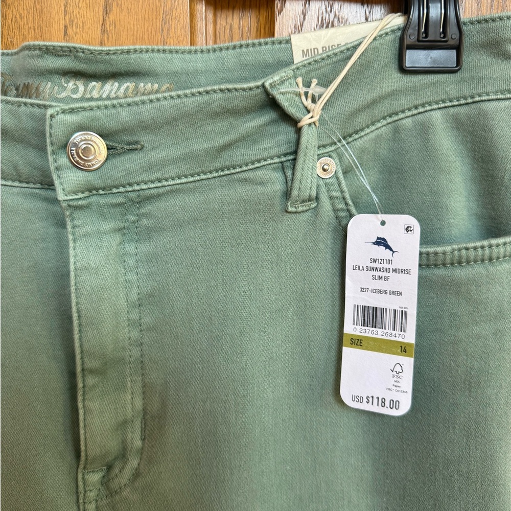 Tommy Bahama Women's Leila Sunwashed Midrise Slim Boyfriend Jeans - Picture 6 of 8